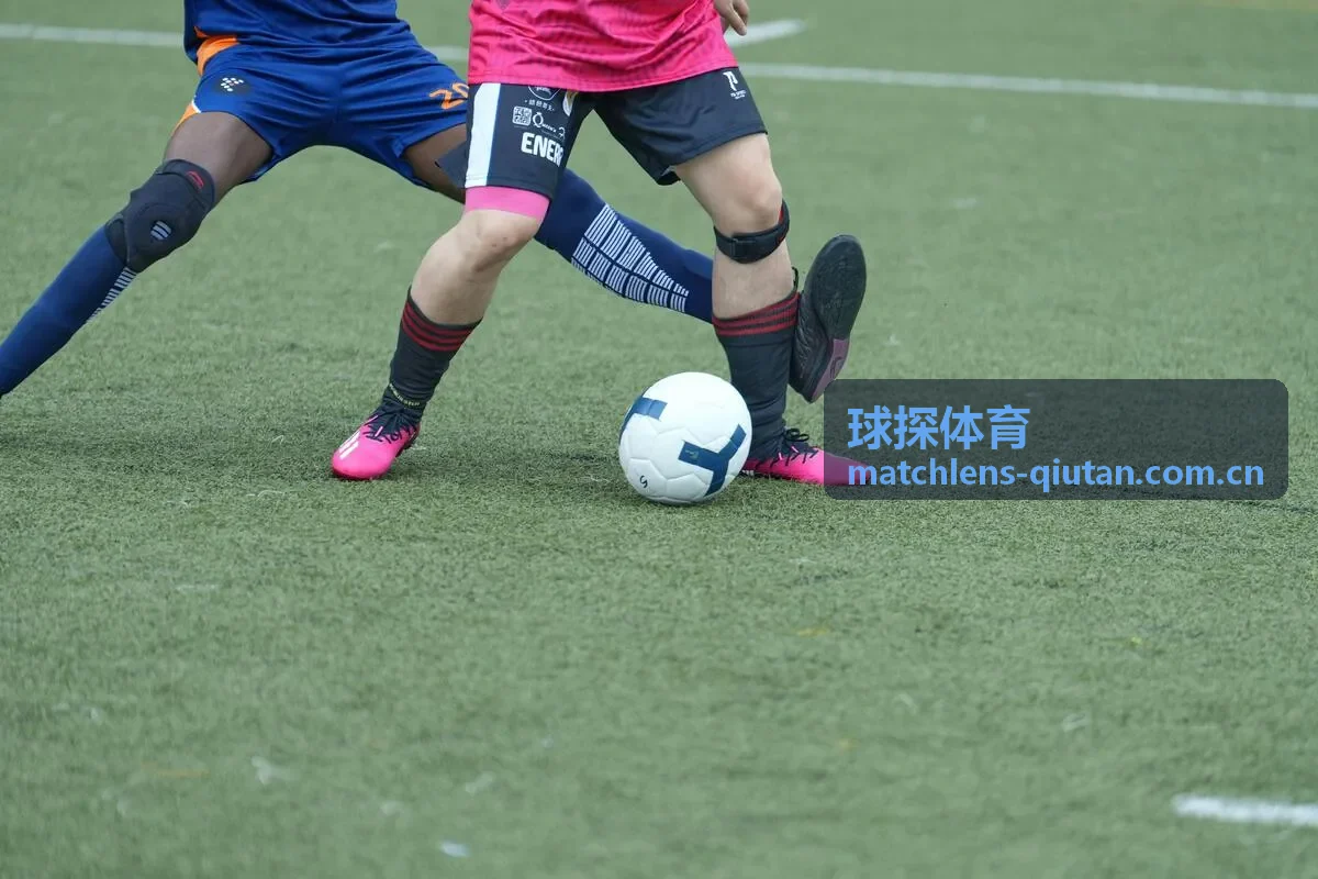 球探体育足球中后卫防空能力评估封面